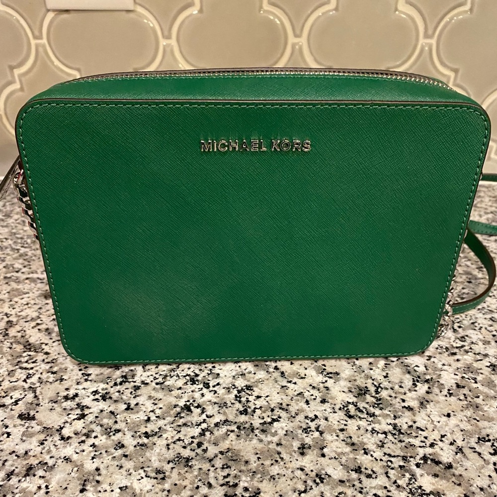 Michael Kors Jet Set Crossbody